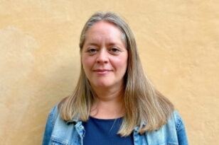 Porträtt av specialpedagog Anna Eklöf, ledamot i styrelserna för Reggio Emilia Institutet AB och Reggio Emilia Institutets ekonomiska förening.